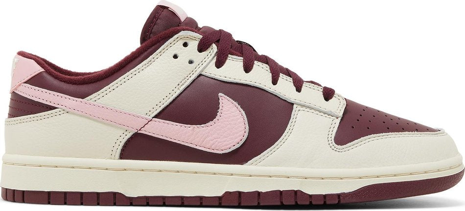 Wmns Dunk Low  Valentine s Day  DR9705-100